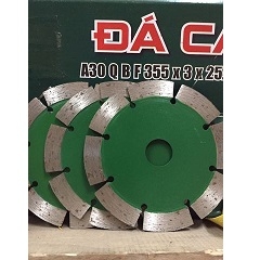 Bu lông nở mắt tròn D10
