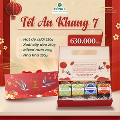 SET QUÀ 7 ( Gồm hộp quà, hạt dẻ cười, xoài sấy dẻo, mixed nuts, nho khô )