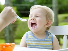 Phương pháp ăn dặm nào tốt nhất cho bé?