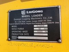 Bán xúc lật cũ 1,8 khối Liugong 836