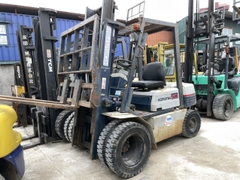 Xe nâng cũ giá rẻ 2 tấn Komatsu FD20-11 Xe nâng cũ giá rẻ 2 tấn Komatsu FD20-11