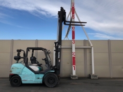 Xe nâng hàng 4 tấn Komatsu hàng bãi tại Hà Nội Xe nâng hàng 4 tấn Komatsu hàng bãi tại Hà Nội