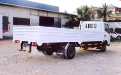 Xe tải Hino 5 tấn thùng lững - XZU730L