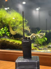 Máy bộ đàm cầm tay Motorola XIR P3988