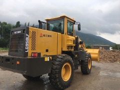 Máy Xúc Lật LG958LF cần dài - động cơ 6 máy