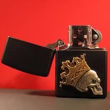 Zippo King Skull Emblem Black Matte 8