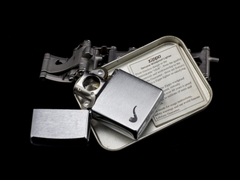 Zippo La Mã Tẩu Brushed Chrome XI 1999 7