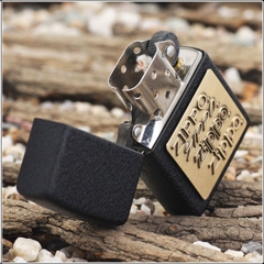 Zippo Brass Emblem Black Crackle 3