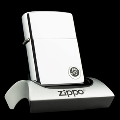 Zippo 1976 - 1977 High Polished Chrome Zippo 1976 - 1977 High Polished Chrome