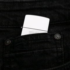 Zippo-co-la-ma-khac-logo-zippo-sieu-hiem-gia-tri-suu-tam-cao-co-dien-do-gian-cua-hang-zippo-uy-tin-tai-binh-thanh