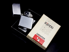 Zippo Cổ 7 Gạch Brushed Chrome 1983 8