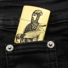 zippo-quan-su-khong-minh-gia-cat-luong-khac-3d-cao-cap-nho-gon