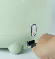 Nồi cơm điện 1718M - 1.8 Lít - Bảo hành 2 năm