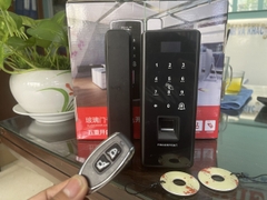 Khóa cửa kính bằng vân tay  Viro-Smartlock 3in1 VR-E10