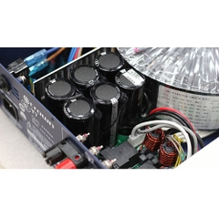 Cục Đẩy Công Suất Crown T7