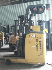 Komatsu 1.5 tấn, nâng 3 m