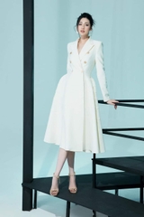 Đầm xòe cổ vest tay dài công sở xẻ tà phối nút Alvin Store 2921 (Trắng)