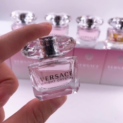 Nước Hoa Versace Bright Crystal Eau De Toilette 5ml