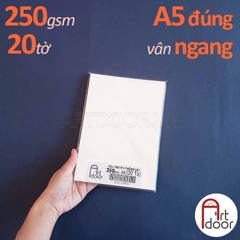 Giấy vẽ màu nước CANSON Truyền Thống dày 250gsm (vân ngang)