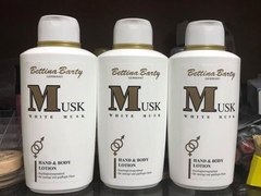 Dưỡng thể toàn thân Bettina Barty White Musk