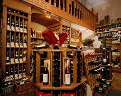 Rượu ngoại Quang Vinh