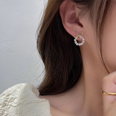 Bông tai vòng nơ ngọc đính đá D104