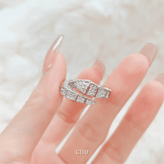 Nhẫn nữ hình rắn nạm đá cao cấp có thể tùy chỉnh size phong cách thời trang cá tính - C110