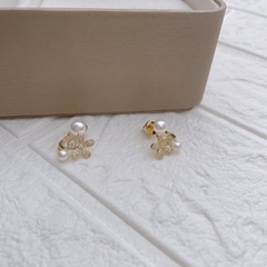 Bông tai hoa năm cách H106