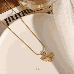 Dây chuyền nữ hình quạt titan không đen gỉ phụ kiện trang sức thời trang TT33