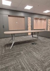 Gia công chân bàn họp 2400x1200mm