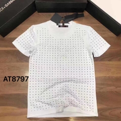 Áo thun đính đá