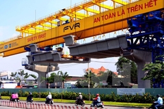 TUYẾN METRO BẾN THÀNH - SUỐI TIÊN, ĐƯỜNG RAY SẮP ĐƯỢC LẮP. TUYẾN METRO BẾN THÀNH - SUỐI TIÊN, ĐƯỜNG RAY SẮP ĐƯỢC LẮP.