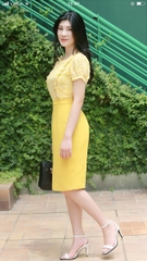 Váy công sở phối hoa nhí thời trang màu vàng EV03