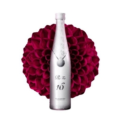 Refa 16 Collagen Enriched 480ml dạng nước uống cao cấp của Nhật
