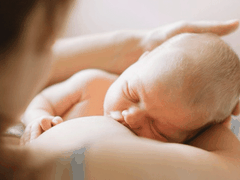 Dinh dưỡng cho mẹ sau sinh: Nên ăn gì để sữa mẹ mát, con mê bú mỗi ngày?