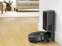 iRobot Roomba i7 Plus