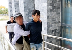 Bắt nghi phạm bắt cóc, đánh đập, cưỡng hiếp bé gái