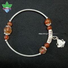 Vòng Tay Thạch Anh Tóc Đỏ Charm Bạc 925