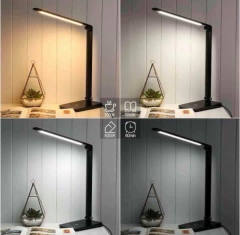 Đèn bàn Led Lighting Ever