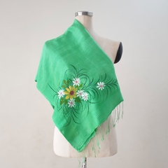 Khăn Lụa Tơ Tằm vẽ họa tiết hoa cỏ mẫu 55 (màu xanh lá)