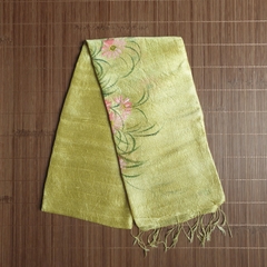 Khăn Lụa Tơ Tằm vẽ hoa cỏ mẫu 29 (màu vàng)