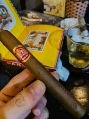 Cigar Partagas Miller Fleurs hộp 25 điếu