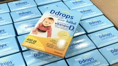 Bổ sung Vitamin D cho trẻ sơ sinh Baby Ddrops Vitamin D3 400IU 90 giọt