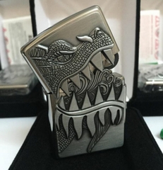 Zippo 28969 – Zippo Dragon Lighters – Fire Breathing Dragon Emblem Brushed Chrome