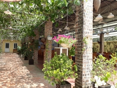 Nhà hàng Vườn Tigon