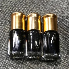 Tinh Dầu Trầm Hương Nguyên Chất 100% Việt Nam Chai 3ml Loại Thô Tinh Dầu Trầm Hương Nguyên Chất 100% Việt Nam Chai 3ml Loại Thô