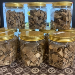 Trầm Hương Tốc Rừng Tự Nhiên - 50g Miếng Xông Lư Điện Trầm Hương Tốc Rừng Tự Nhiên - 50g Miếng Xông Lư Điện