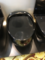 KA3989 - Bồn cầu trứng đen nung nano, cảm ứng đá chân xả nước