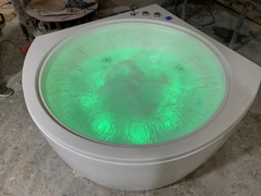 KB706 - Bồn tắm massager cao cấp, chất liệu Acrylic. Kích thước: 1500 x 1500 x 640 (mm)