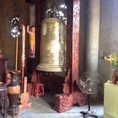 Đúc chuông chùa 01
